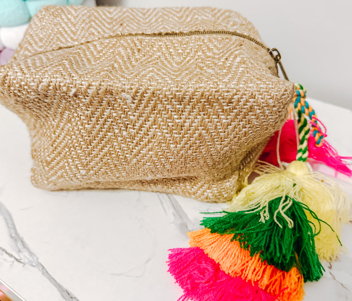 Woven Cara Make-up Bag